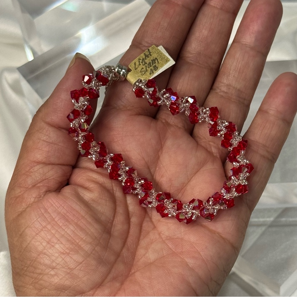 NWT Handmade Spiral Bracelet With Swarovski Crystals Magnetic Clasp (Red) - Picture 5 of 7